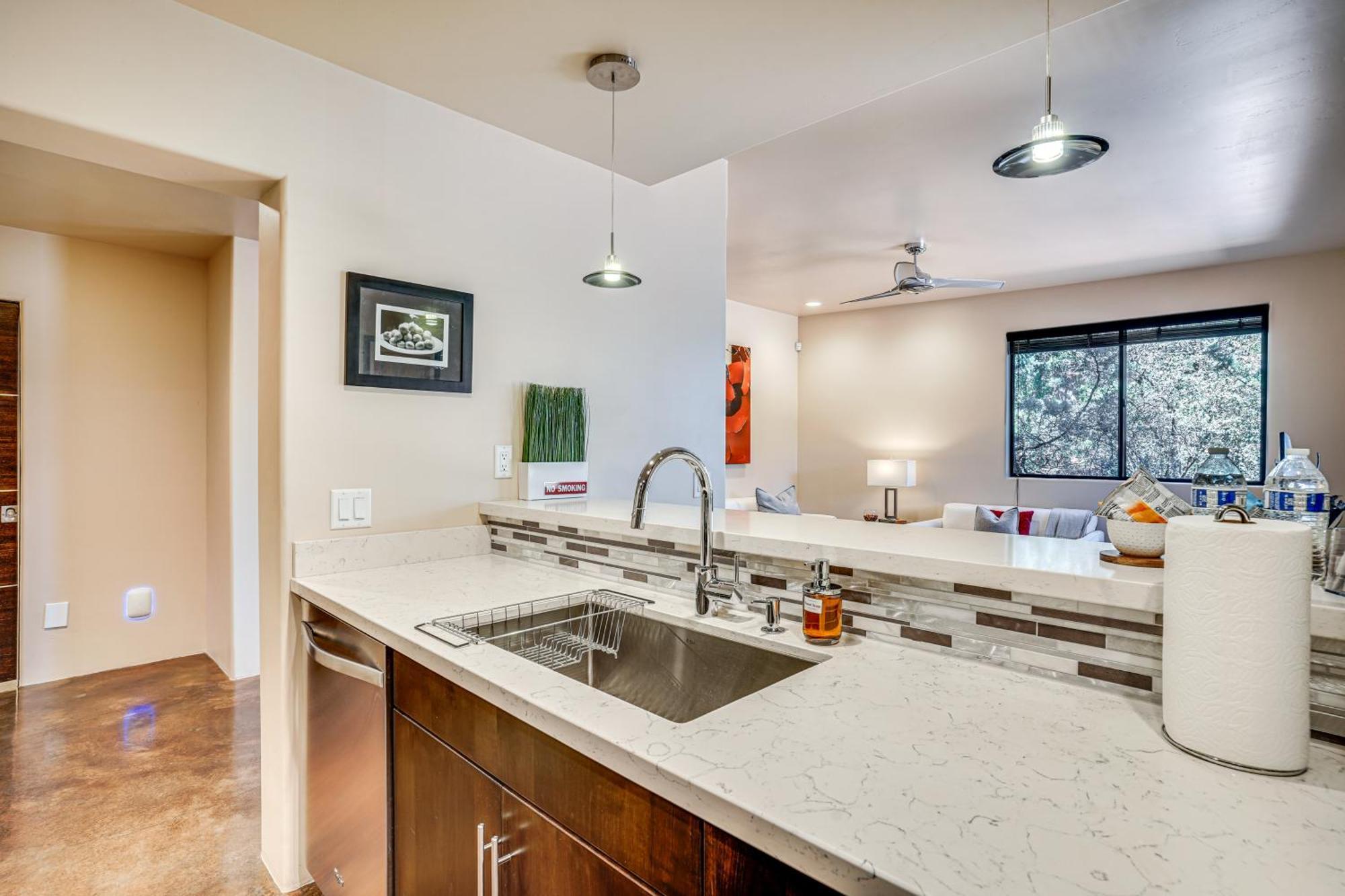 Sedona Couples Retreat With Patio Walk To Trails! Apartment Bagian luar foto
